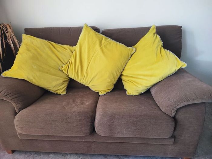 3+2 seater sofas for sale