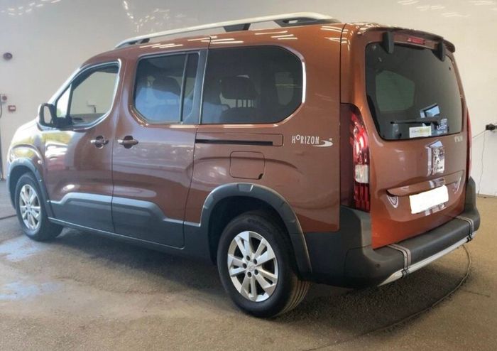 Peugeot Rifter taxi spec WAV, 6 seater LWB