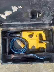 DeWalt SDS Max Hammer Drill