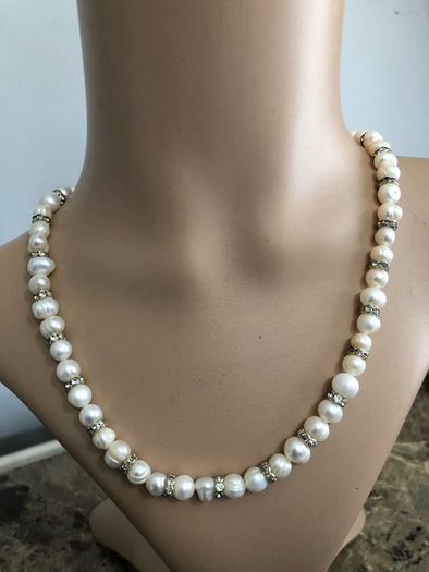 pearl necklace