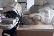 Paras mamas flipXT3 ( new carrycot still in box)