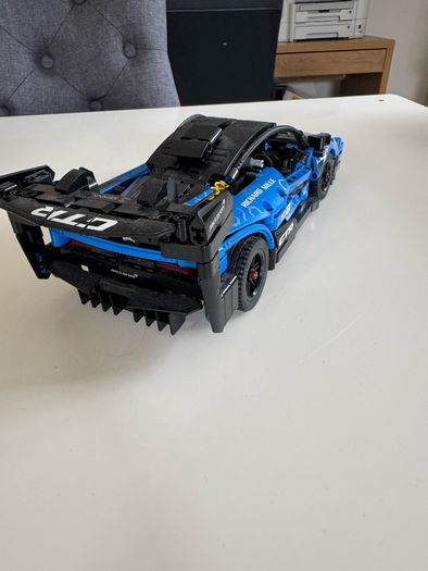 Lego 42123