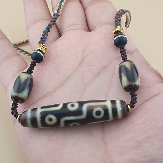 Antique Style Vintage Himalayan 9 Eyes Agate Dzi Bead Pendant Necklace