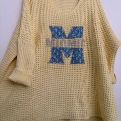 Delightful Lemon Sloppy Joe jumper with shiny motif