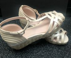 Girls Next wedge sandals