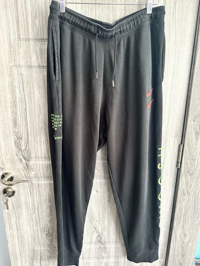 Men's Nike Swoosh Tracksuit - XL