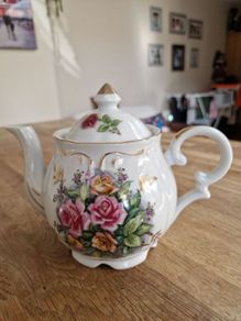 Vintage  Halsey Musical  Tea Pot