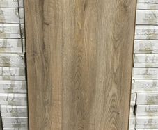 New 8mm Laminate Click Flooring With Underlay