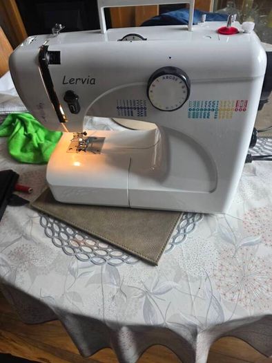 sewing machine