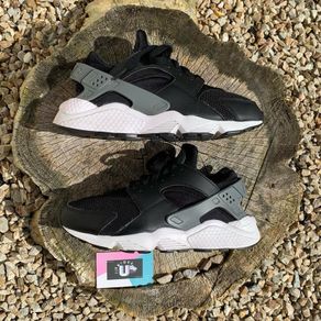 Premium Nike Air Huarache Black Grey