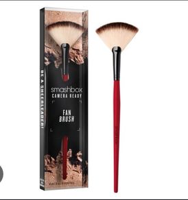 Smashbox Fan Brush - New / Boxed