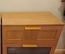 chest of drawers