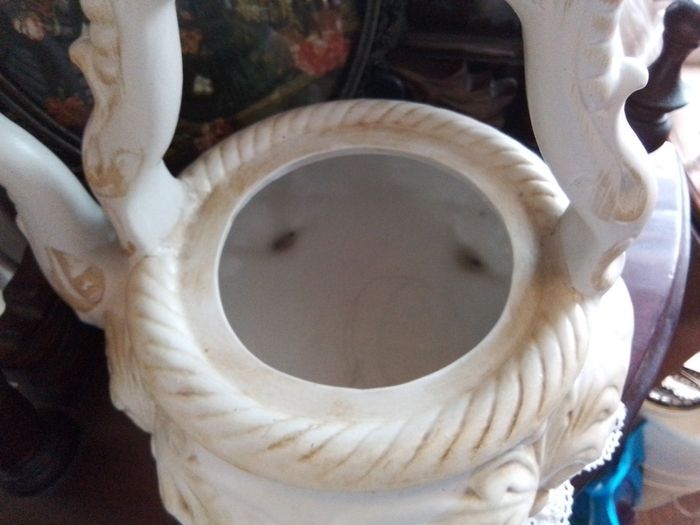 Capidemonte Vintage Teapot
