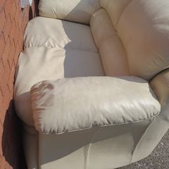 Cream 2 Seater Sofa. Good condition.