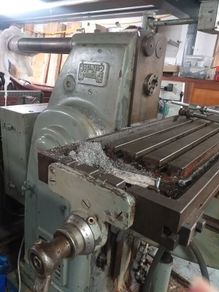 Milling machine