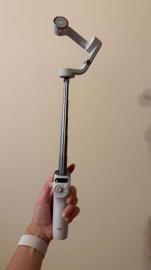 DJI Osmo Mobile 6, 3-Axis iPhone Gimbal, Platinum Grey