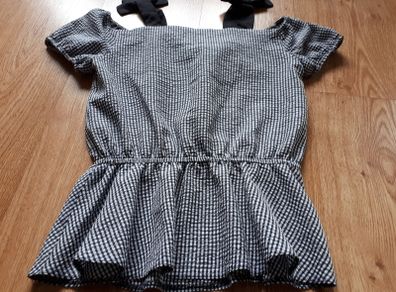 "Dunnes" White/Black Top.  Age 10-11