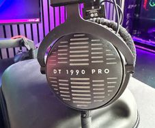 beyerdynamic 1990 pro mk2