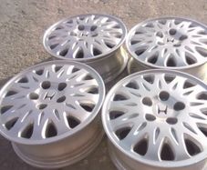 Honda Genuine Alloys Oem   1 Set