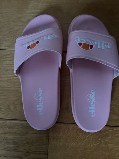 Ellesse Slides / Sandals