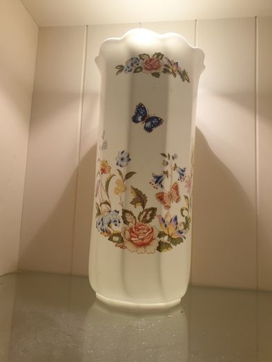 aynsley Vases
