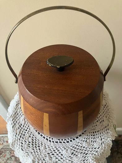 Vintage Wooden Biscuit Barrel
