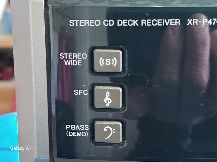 PIONEER Stereo CD Cassette DECK Receiver, Model XR-P470C, 3 CD, Dual Tape and Radio and AUX in very good cosmetic condition