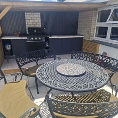 Aluminium table and chairs