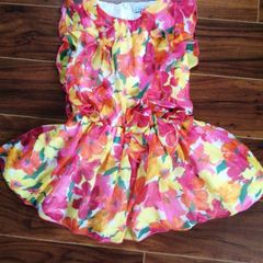 Girl's dress age 3 - 4