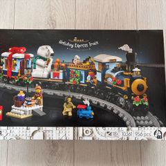 Lego Icons Express Holiday Train