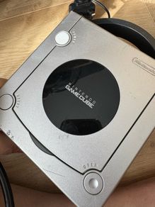 modded gamecube with 256GB SD. 1 controller and 2 memory cards plus bitfunx upscale