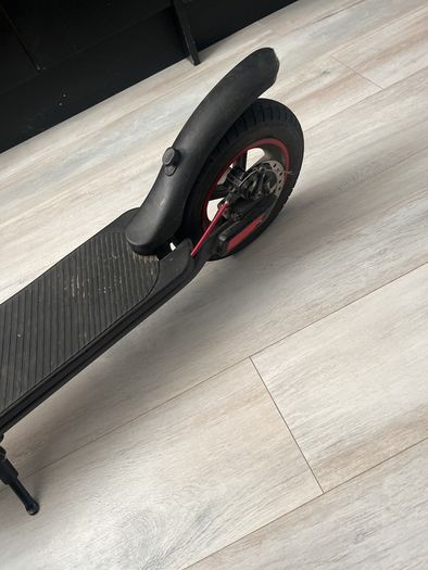 E scooter