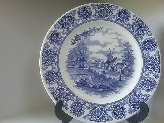 English Delphwares Plates Blue/ White Wares