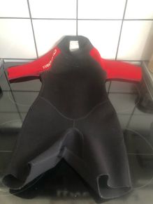 Boys wetsuit age 4