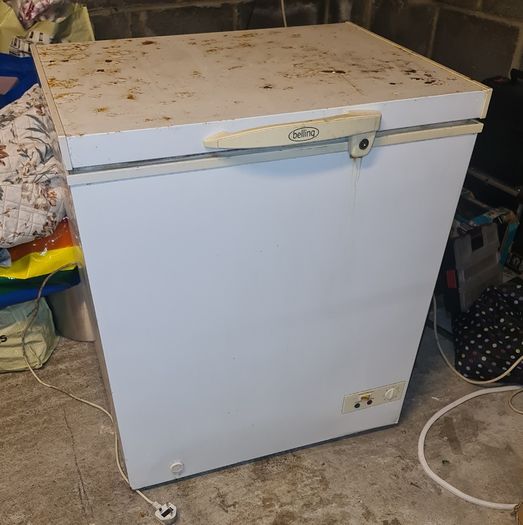 Chest freezer