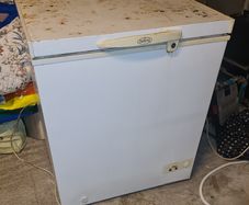Chest freezer