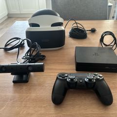 Playstation VR + Dualshock 4 Controller