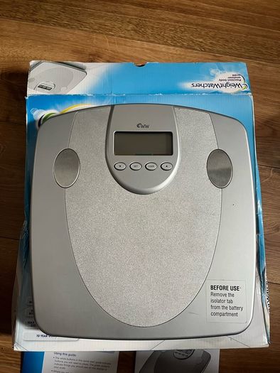 Body smart analysis weighing scale