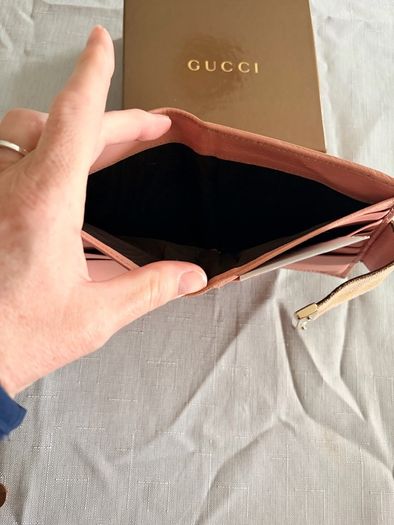 Gucci Wallet for sale