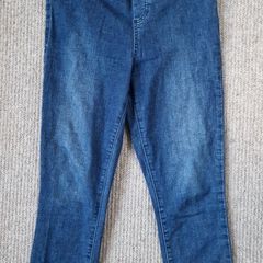 Ladies White Stuff Cropped Jeans