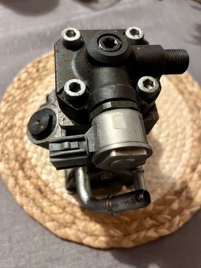 High Pressure Fuel Pump for VOLVO D4 engine'