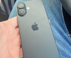 iPhone 16