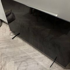 65 inch Samsung TV QE65Q60DAU