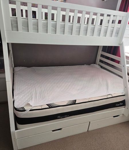 bunk bed