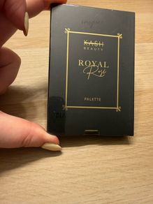 Kash Beauty Royal Rose Shadow Pallet