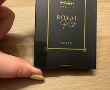 Kash Beauty Royal Rose Shadow Pallet