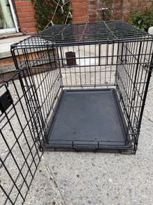 small dog crate with blackout cover