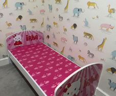 Toddler bed