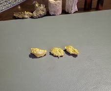 Gold nuggets fake