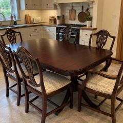 Solid Mahogany Dining Table and 6 Chairs